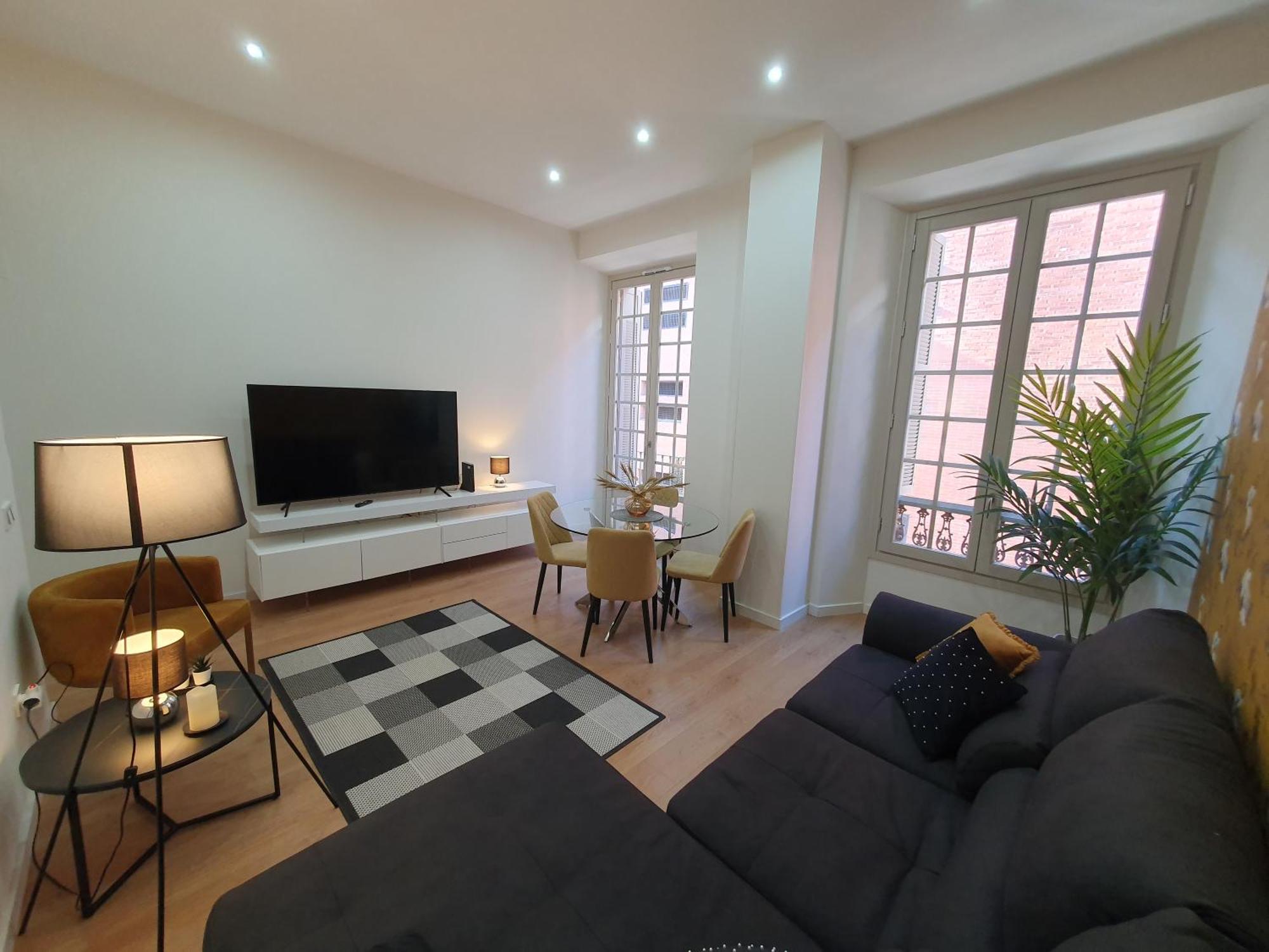 Beautiful Historic Center Apt! Málaga Dış mekan fotoğraf